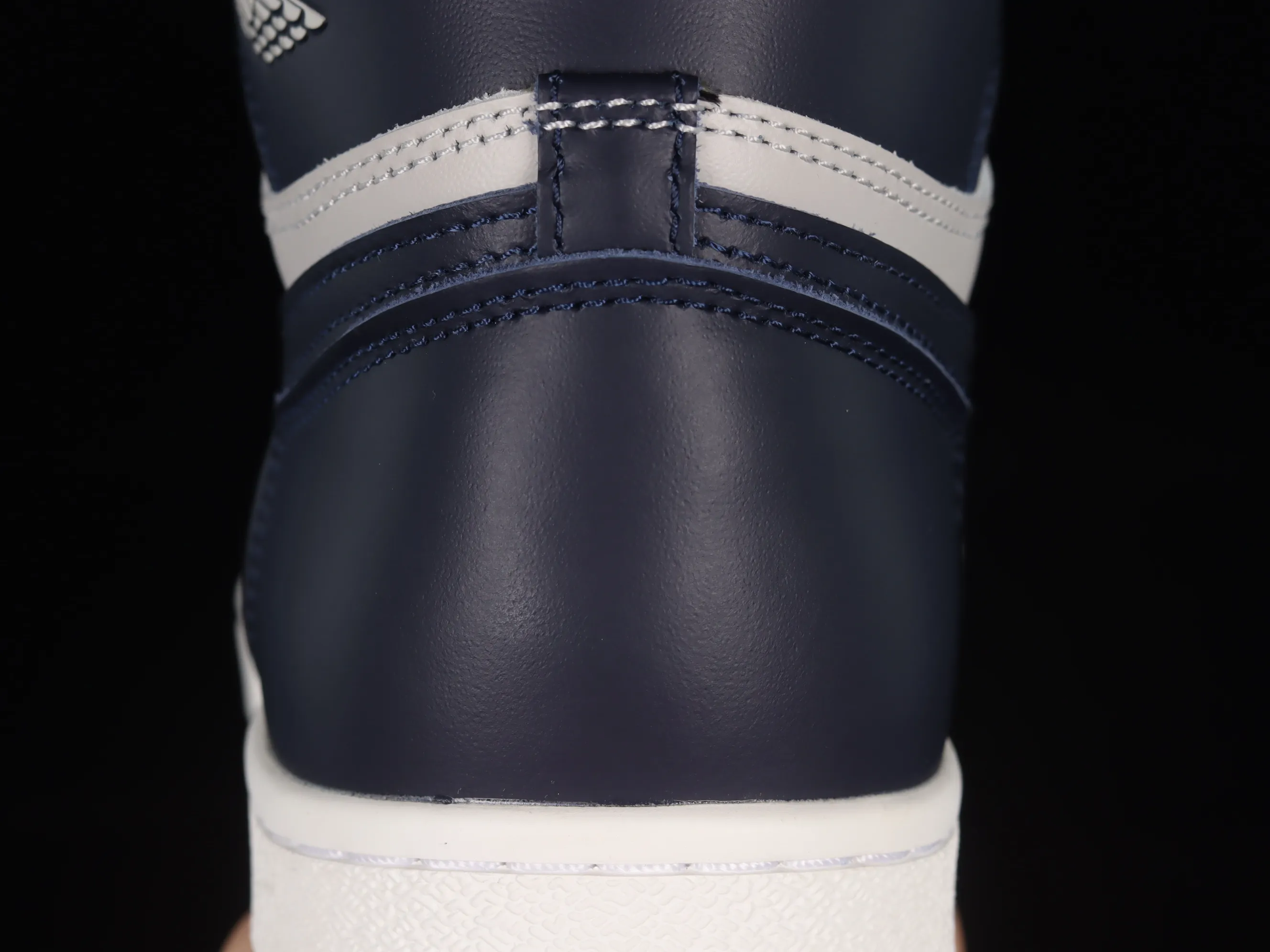 All categories Air Jordan Jordan series basketball shoes Air Jordan 1 High LJR version Air Jordan 1 High "Georgetown" AJ1 Joe 1 Georgetown high-top basketball shoes BQ4422-400